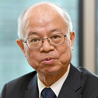 百地 章
